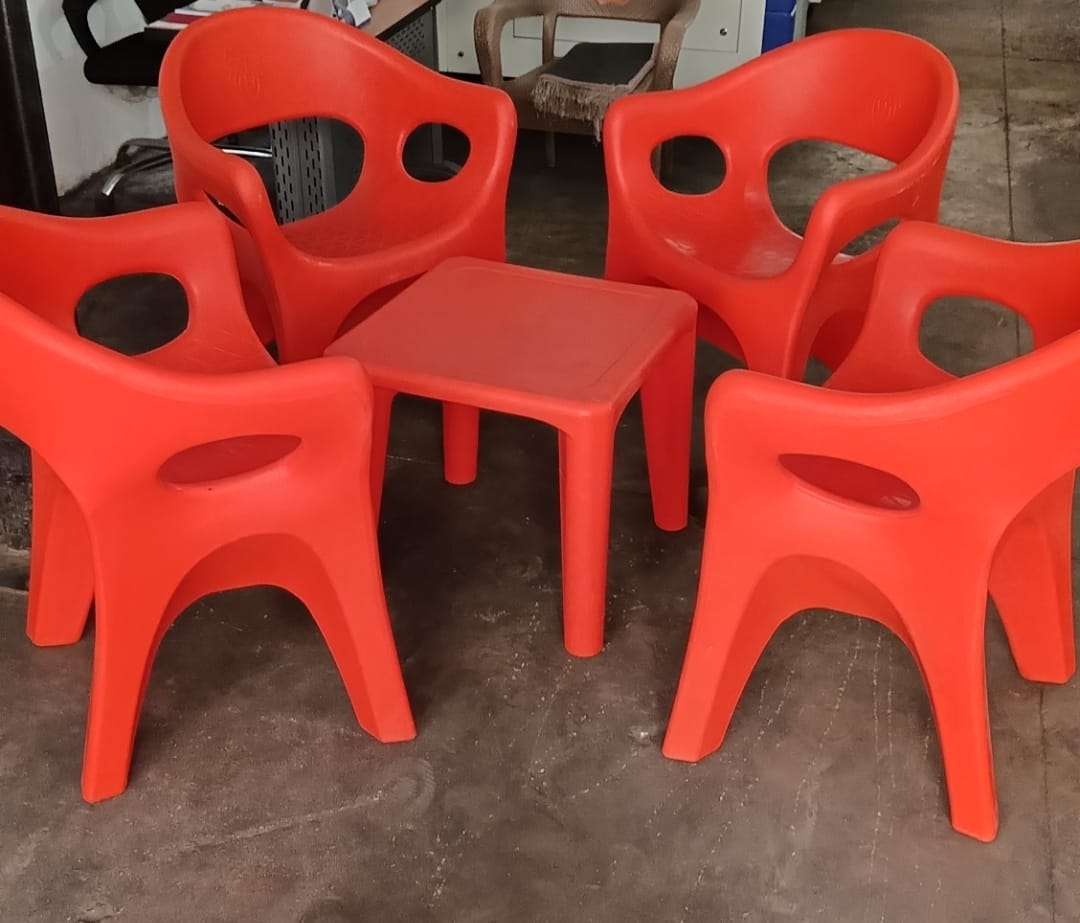 مصنع كراسى جاهزة - دهب للفيبر جلاس