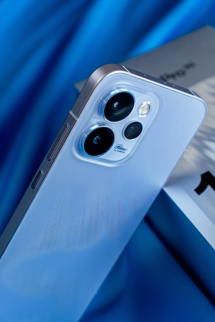 🔥🎉 أكتوبر بدأ.. وعروض أوبو غير أي مرة! 📱💙 OPPO Reno